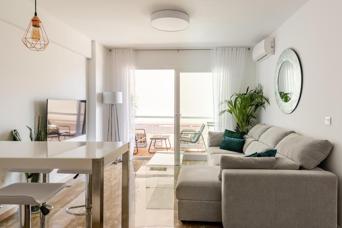Apartamento Piccadilly Suite Torremolinos Luaran gambar