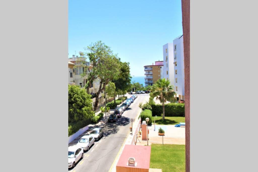Apartamento Piccadilly Suite Torremolinos Luaran gambar