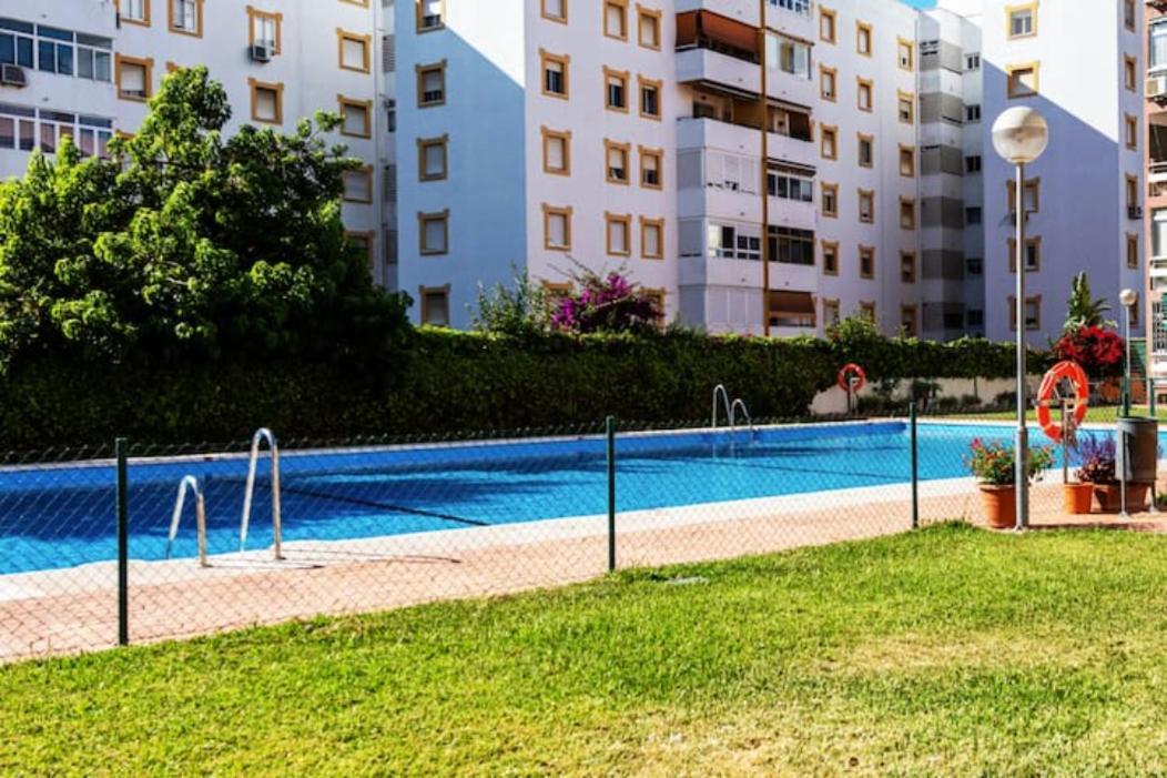 Apartamento Piccadilly Suite Torremolinos Luaran gambar