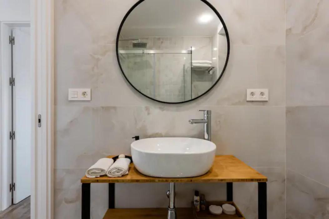 Apartamento Piccadilly Suite Torremolinos Luaran gambar